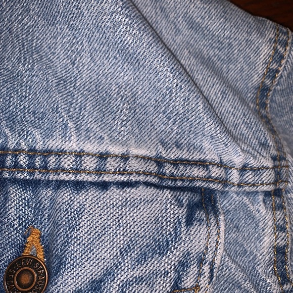 Vintage 90s Levi Strauss Light Blue Denim Trucker Collar Jean Jacket L 16/18 - Picture 7 of 16